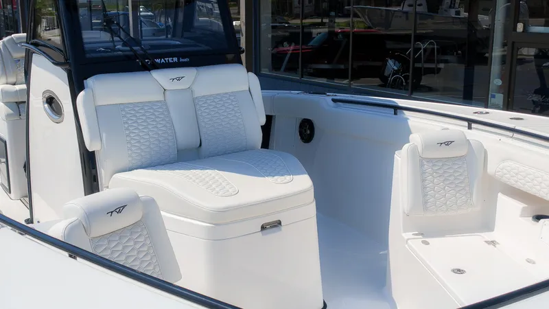 Slide: The Image of Tidewater 302 CC Adventure 2027 - 24