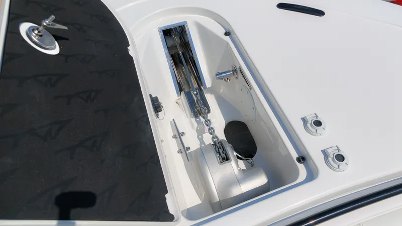 Slide: The Image of Tidewater 302 CC Adventure 2027 - 22