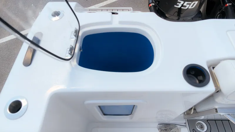 Slide: The Image of Tidewater 302 CC Adventure 2027 - 7