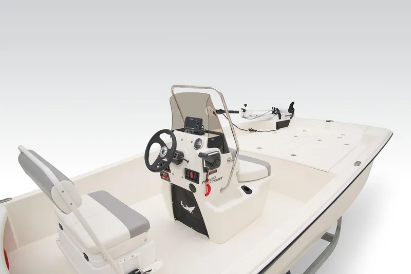 Slide: The Image of Mako Pro Skiff 17 CC 2026 - 29