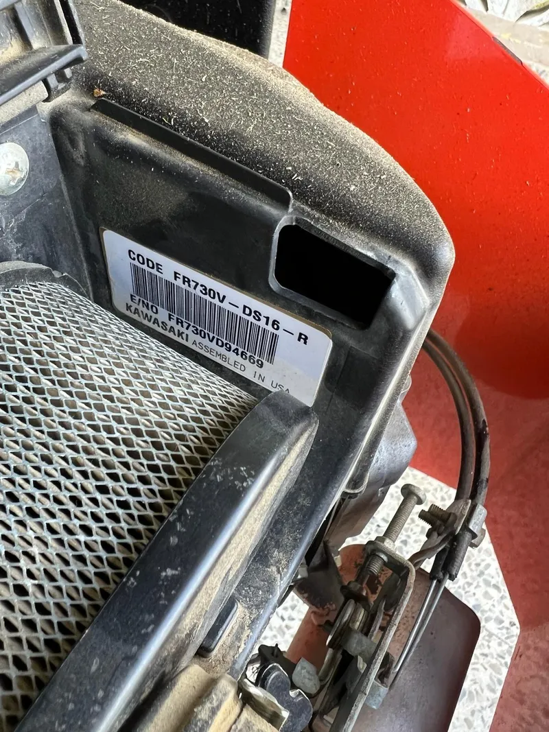 Slide: The Image of Close-up of Ocean Alexander 45 Divergence 2020 engine component with part code label. - 23