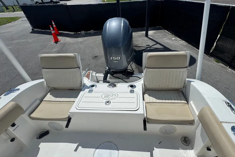 Slide: The Image of 2016 Sea Fox 206 Commander boat interior with Yamaha 150 engine. - 43