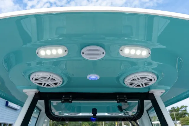 Slide: The Image of Sportsman Heritage 231 Center Console 2027 - 39