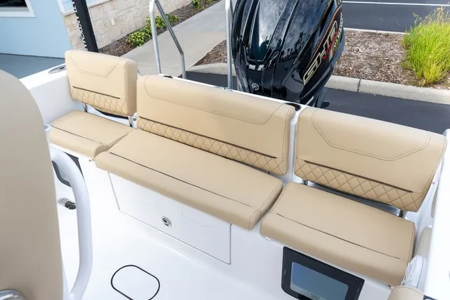 Slide: The Image of Sportsman Heritage 231 Center Console 2027 - 13