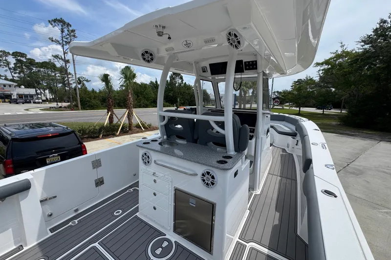 Slide: The Image of 2026 NauticStar 332 Offshore boat interior with modern seating and sleek design. - 43