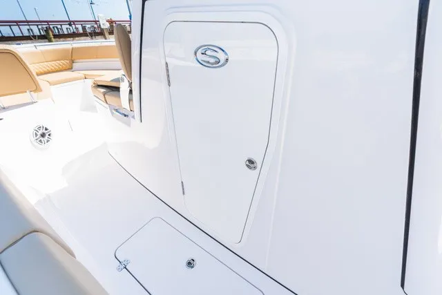 Slide: The Image of Sportsman Heritage 321 Center Console 2027 - 2