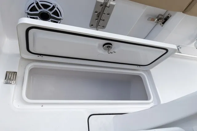 Slide: The Image of Sportsman Heritage 261 Center Console 2027 - 12