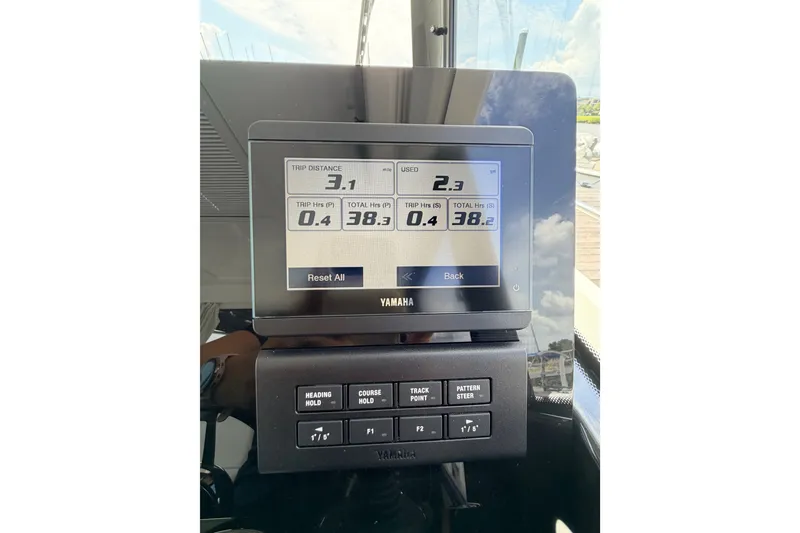 Slide: The Image of Yamaha display on Jeanneau NC 895 Sport Series 2, showing trip data and controls. - 38