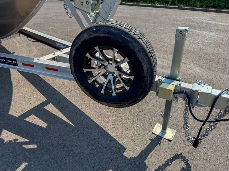 Slide: The Image of North River 23 SeaHawk RTF 2024 - 26