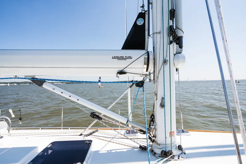 Slide: The Image of Sailboat mast and rigging on 2013 Sabre 456 yacht, sailing on open water. - 66