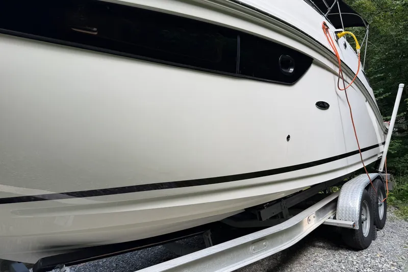 Slide: The Image of 2016 Sea Ray Sundancer 260 boat on trailer, side view. - 10
