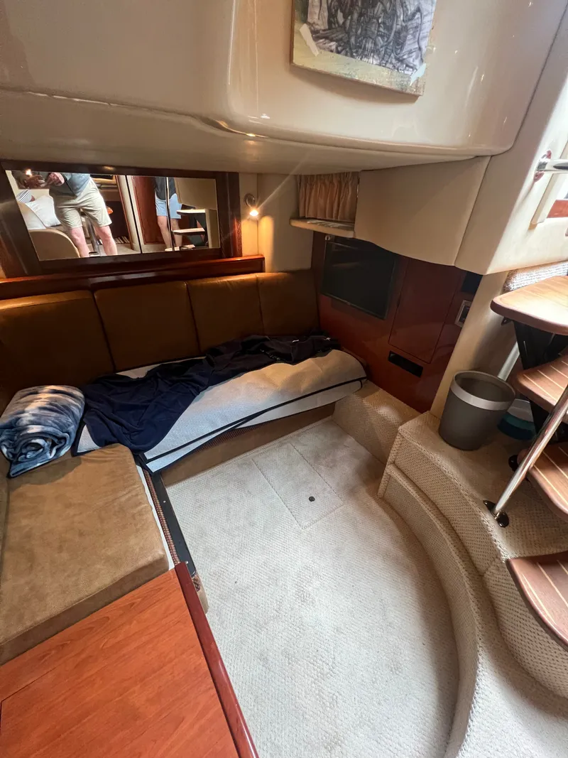 Slide: The Image of Sea Ray 390 Sundancer 2005 - 18