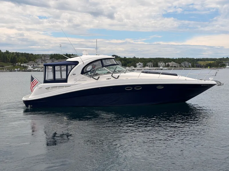 The Image of Sea Ray 390 Sundancer 2005 - 0
