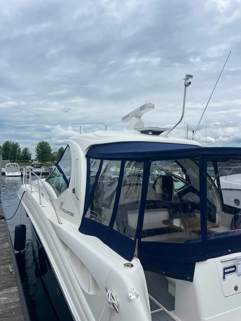 Slide: The Image of Sea Ray 390 Sundancer 2005 - 21