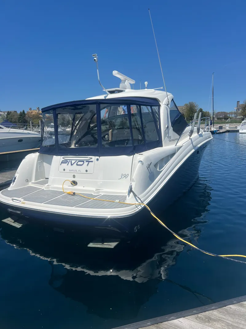 Slide: The Image of Sea Ray 390 Sundancer 2005 - 8
