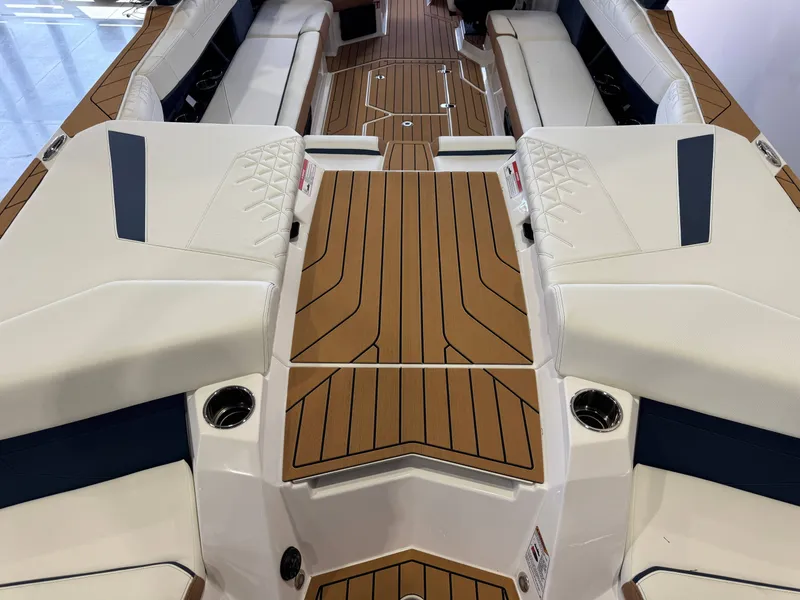 Slide: The Image of Nautique Super Air Nautique S25 2027 - 10