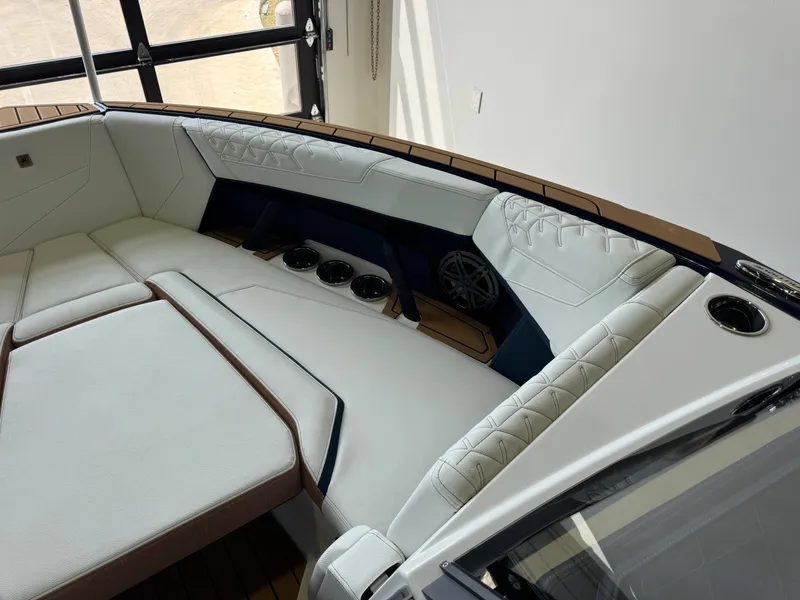 Slide: The Image of Nautique Super Air Nautique S25 2027 - 18