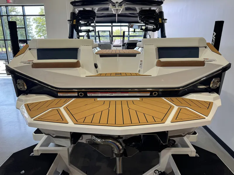 Slide: The Image of Nautique Super Air Nautique S25 2027 - 8