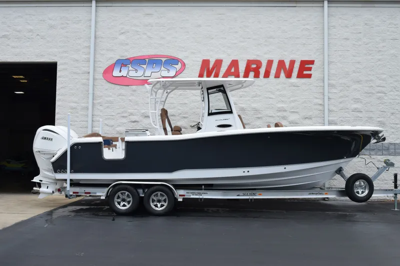 The Image of 2027 Sea Hunt Ultra 285SE boat on trailer at GSPS Marine dealership. - 1