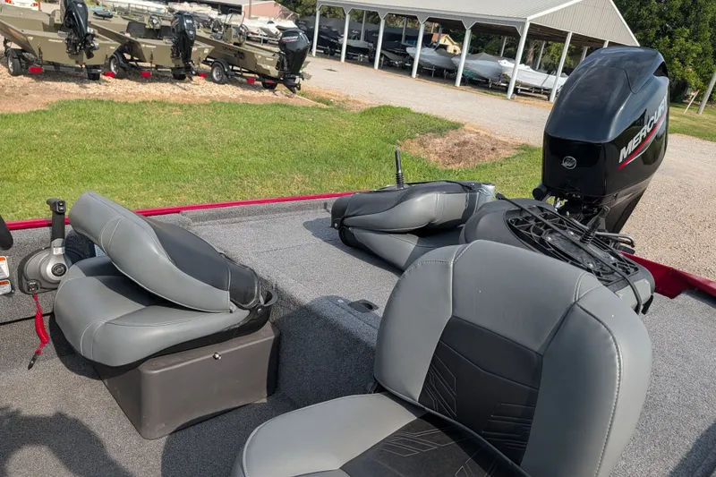 Slide: The Image of 2021 Tracker Bass Tracker Classic XL boat interior with Mercury engine and seating. - 61