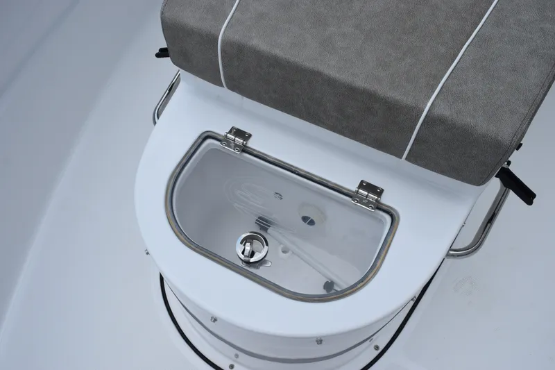 Slide: The Image of Livewell on 2027 Sea Hunt Gamefish 28CB boat with cushioned seat. - 23