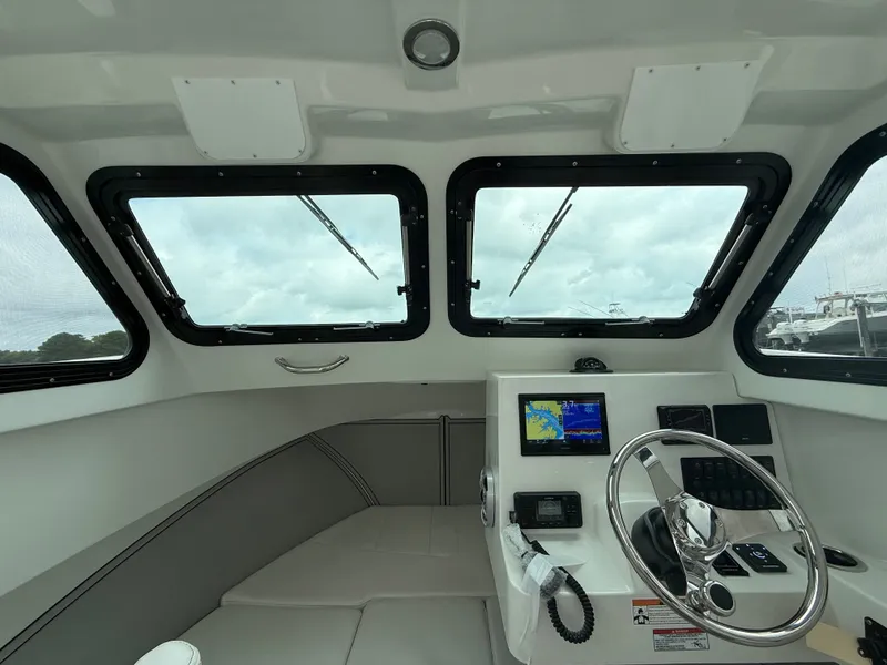 Slide: The Image of 2027 Parker 2220~ Legasea Marine - 4