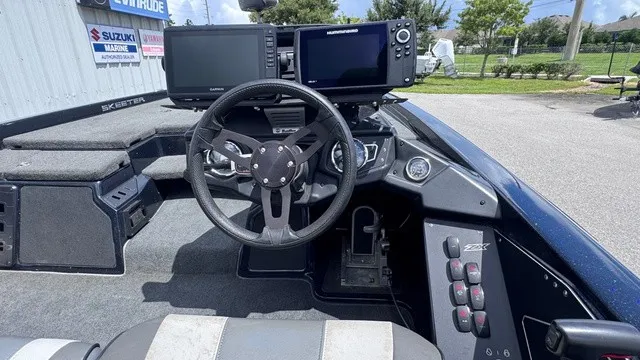 Slide: The Image of Skeeter ZX200 2020 - 22