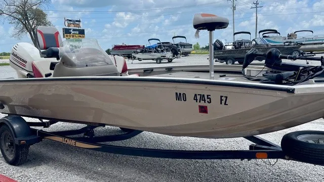 Slide: The Image of Lowe 180w powered by a Johnson 90HP Bombardie 2003 - 2