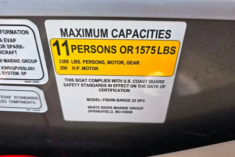 Slide: The Image of 2019 Sun Tracker Fishin' Barge 22 XP3 capacity label, 11 persons or 1575 lbs. - 17