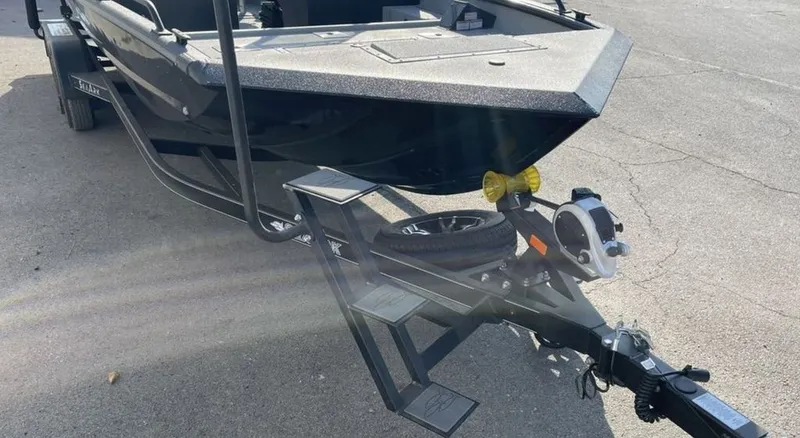 Slide: The Image of SeaArk Pro Cat 240 2023 - 4
