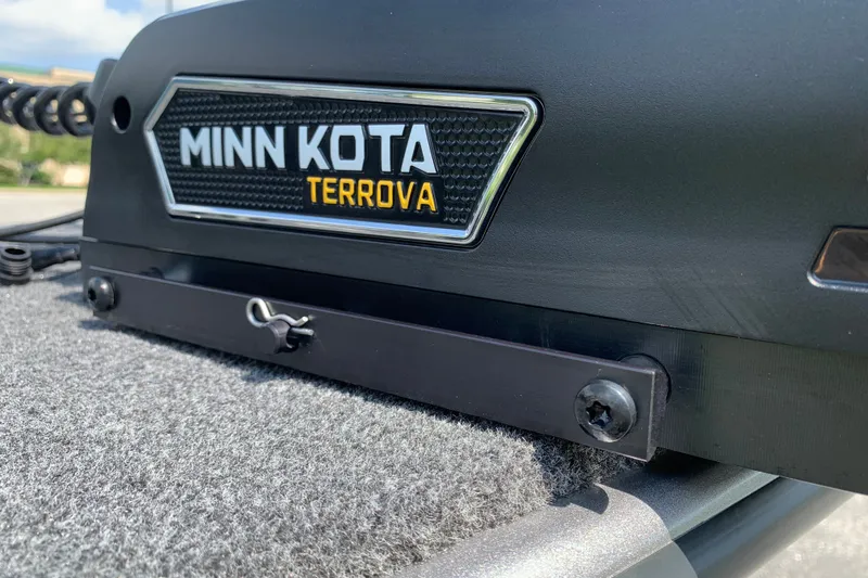Slide: The Image of Minn Kota Terrova motor on 2025 Lund 2075 Impact XS boat deck. - 24