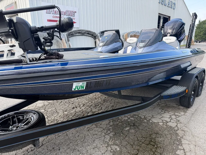 The Image of Skeeter ZX200 2021 - 1