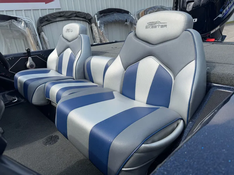 Slide: The Image of Skeeter ZX200 2021 - 14