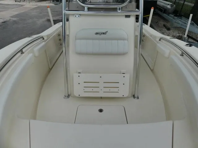 Slide: The Image of Bulls Bay 200 Center Console 2018 - 12