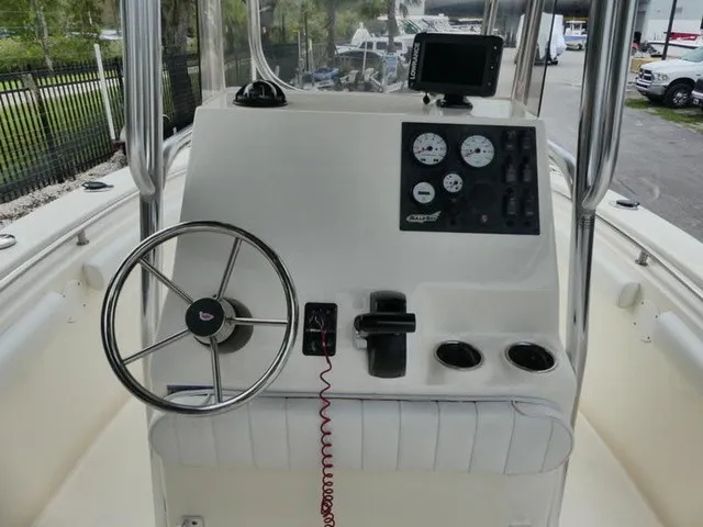 Slide: The Image of Bulls Bay 200 Center Console 2018 - 8