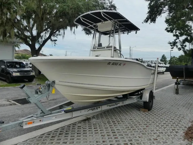 Slide: The Image of Bulls Bay 200 Center Console 2018 - 3