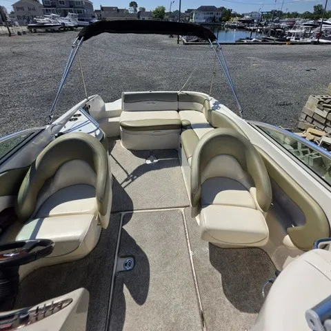 Slide: The Image of Sea Ray 240 Sundeck 2005 - 7