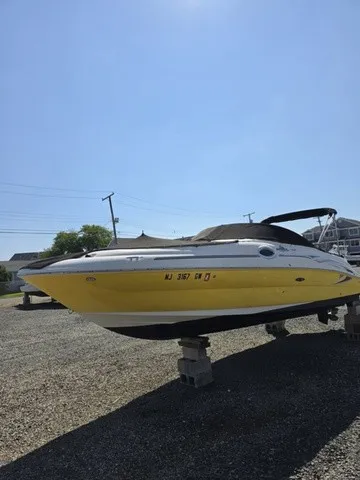 Slide: The Image of Sea Ray 240 Sundeck 2005 - 4
