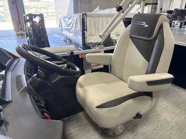 Slide: The Image of Bennington S-One Swingback 22 S1SB Pontoon 2027 - 11