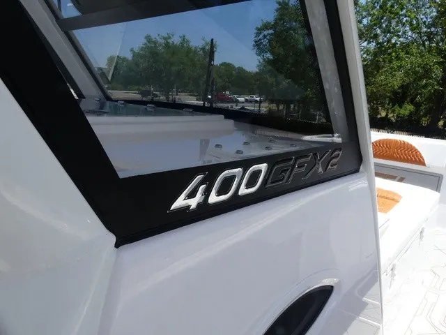 Slide: The Image of Twin Vee 400 GFX CC 2027 - 28