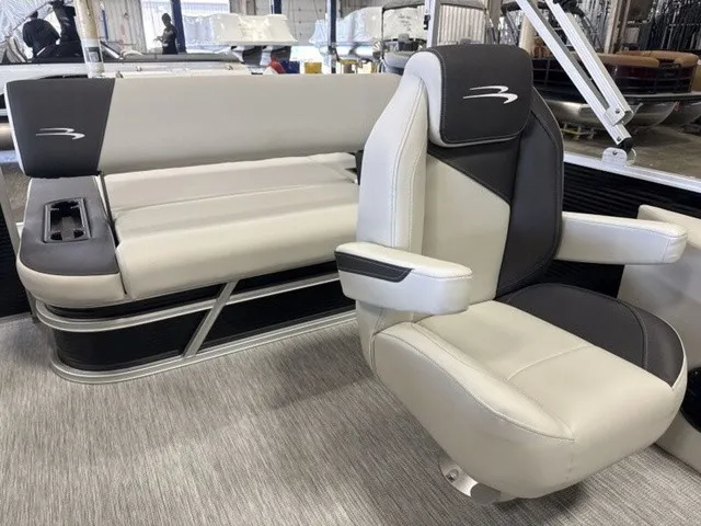 Slide: The Image of Bennington S-One Swingback 22 S1SB Pontoon 2027 - 14