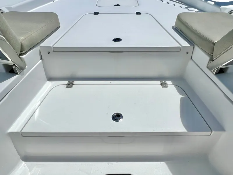 Slide: The Image of Sportsman Masters 267 Bay Boat 2021 - 27
