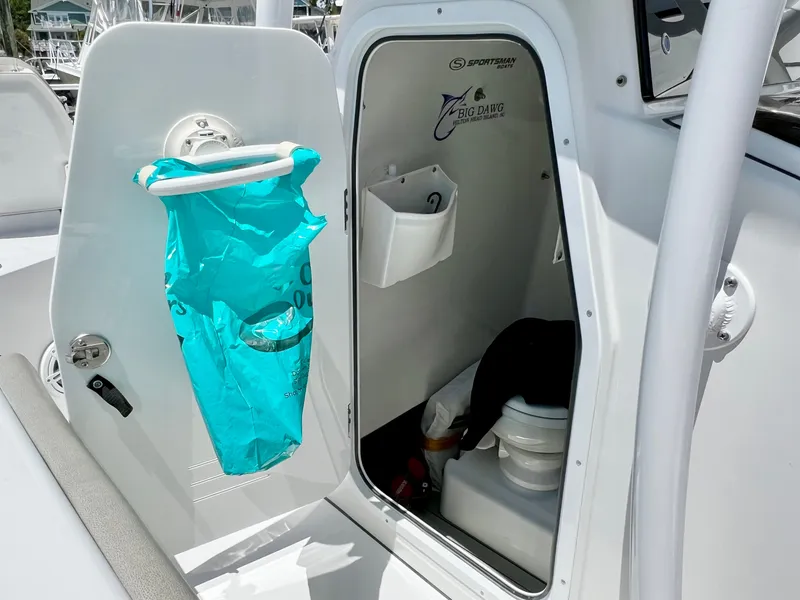 Slide: The Image of Sportsman Masters 267 Bay Boat 2021 - 43