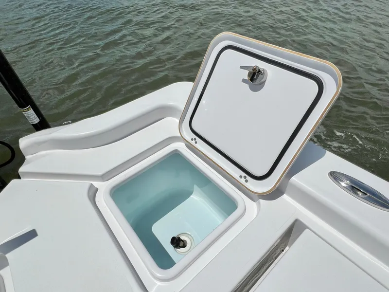 Slide: The Image of Sportsman Masters 267 Bay Boat 2021 - 85