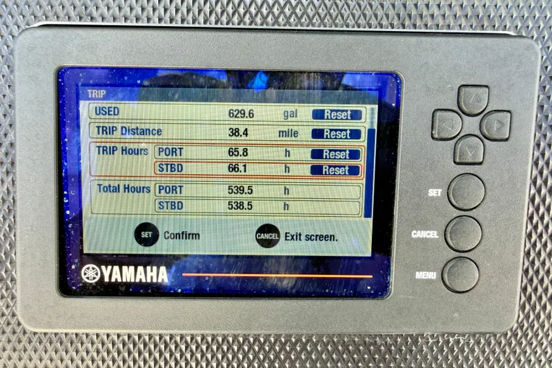 Slide: The Image of Yamaha display showing trip data for 2018 Wellcraft 302 Fisherman boat. - 22