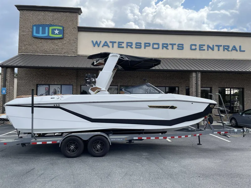 Slide: The Image of Nautique G25 2027 - 2