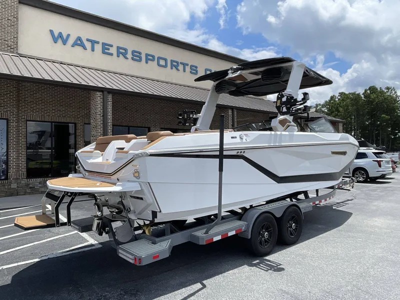 Slide: The Image of Nautique G25 2027 - 15