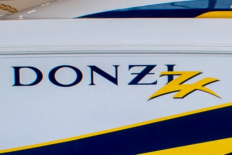 Slide: The Image of Donzi 38 ZX 2004 - 31
