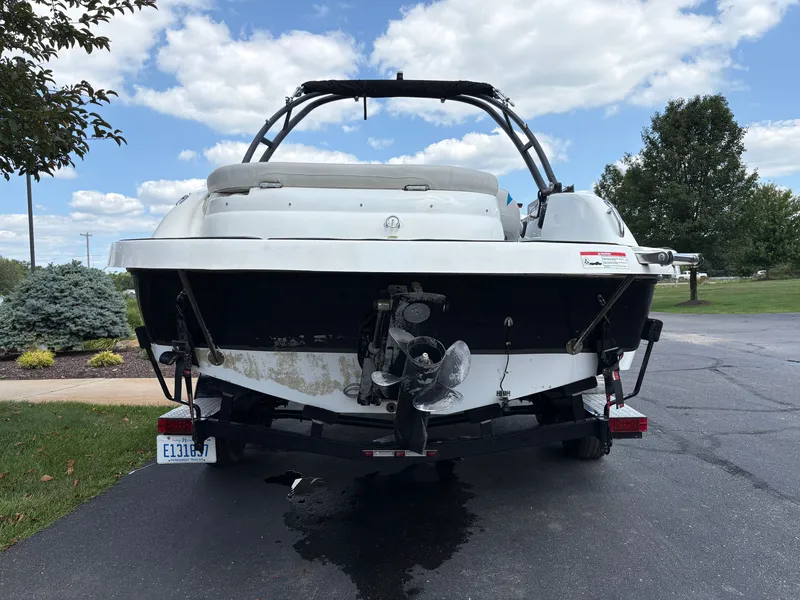 Slide: The Image of Hurricane SunDeck Sport 202 IO 2019 - 5