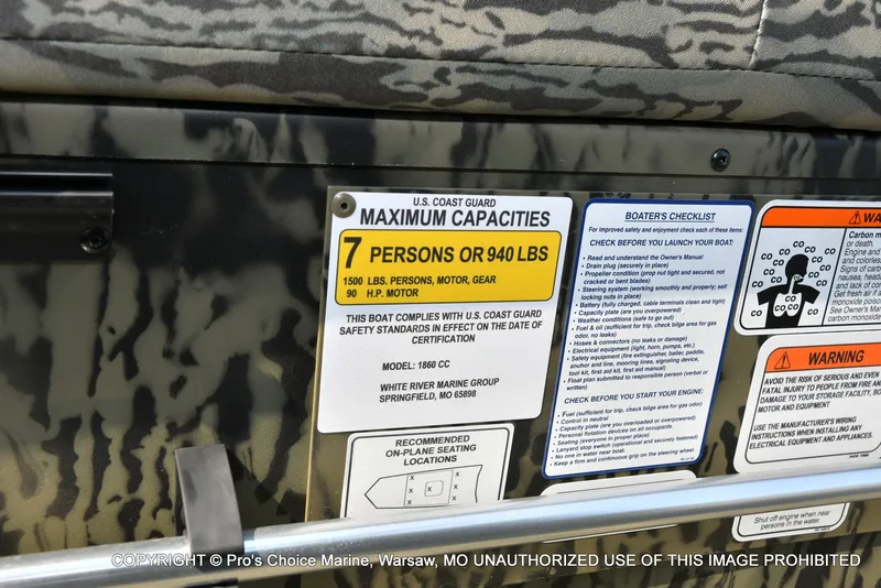 Slide: The Image of Tracker Grizzly 1860 CC 2027 - 24